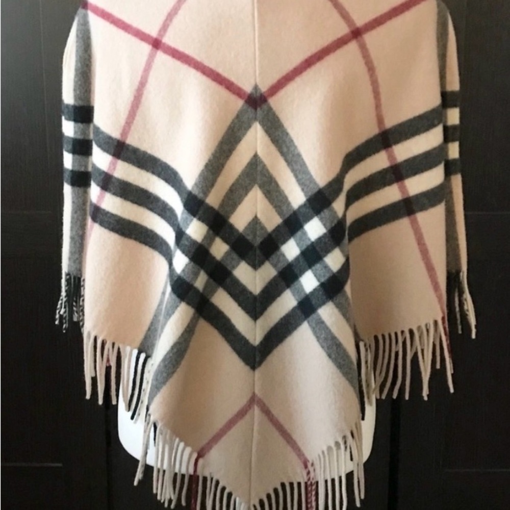 Women's Burberry Nova Check Wool Poncho READ Description!! 3